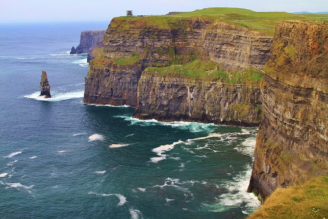 10-Day Ultimate Small-Group Tour of Ireland from Dublin - Benbulben legends and an overnight at Lough Eske Castle