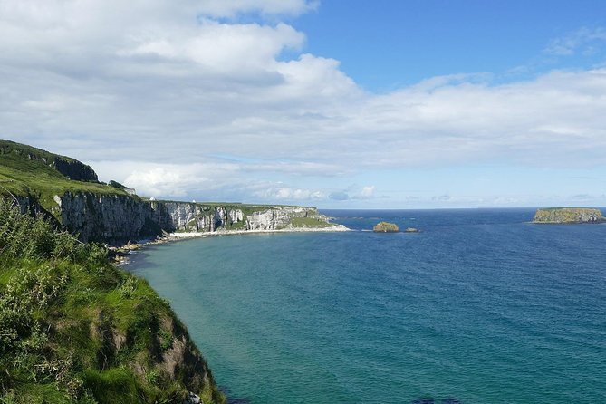 2-Day Northern Ireland Rail Tour: Belfast, Antrim Coast, and Giant's Causeway - Should you book this tour, or build it yourself?