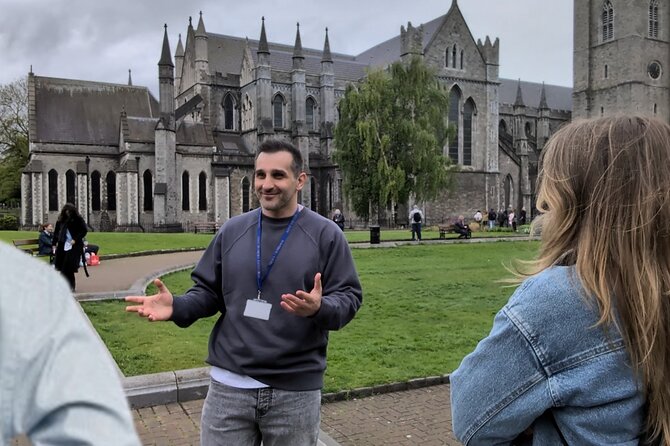 2 Hour Walking Tour of Dublin's City Centre - Temple Bar: from maze-like neighborhood to tourist hub