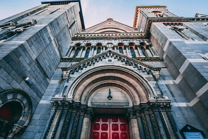 2 Hour Walking Tour of Dublin's City Centre - Trinity College Dublin and the Book of Kells fame