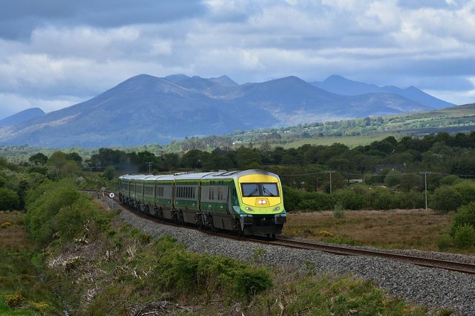 4-Day Blarney Castle, Ring of Kerry, Cliffs of Moher & Connemara - Guide quality and pacing: why the right person matters