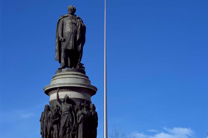 90 Minute Dublin Walking tour and Sightseeing tips - Inside the An Post General Post Office: rebellion, mythology, and Cú Chulainn