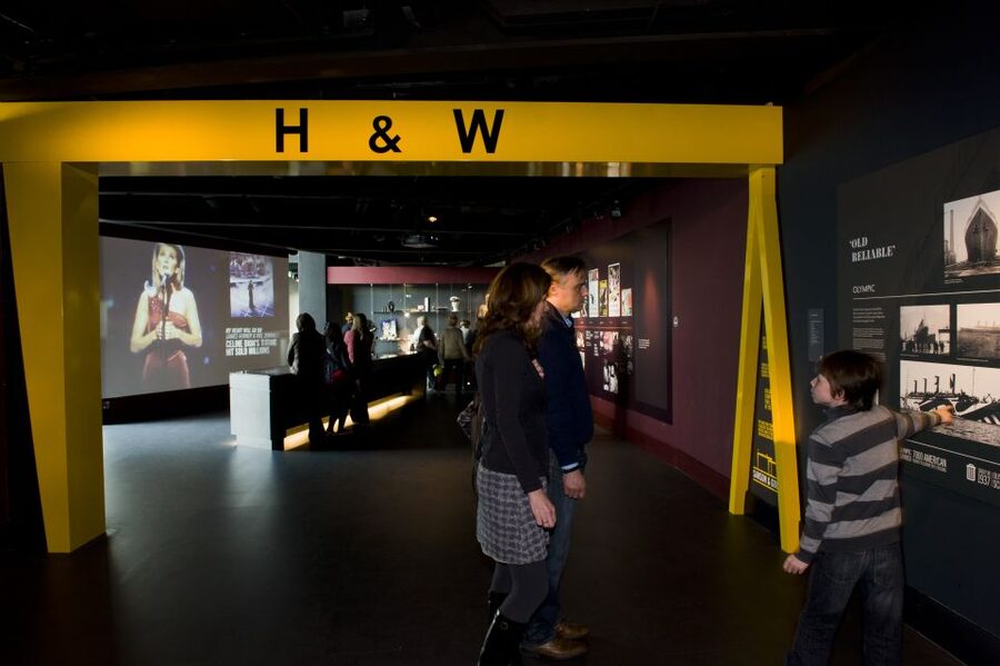 Belfast: Full-Day Tour with Titanic Experience - Falls and Shankill Roads Murals Drive