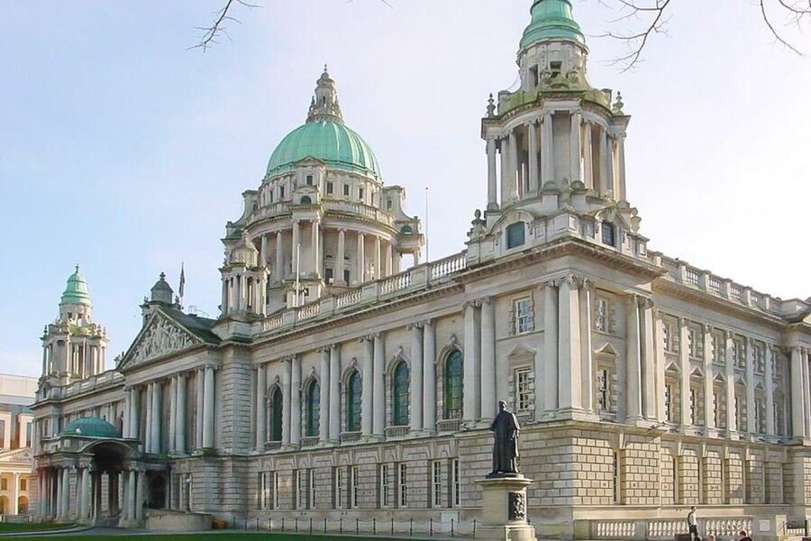 Best of Ireland 6-Day Backpackers Economy Tour - Killarney to Dublin: Ring of Kerry-style touring and the Blarney Stone send-off