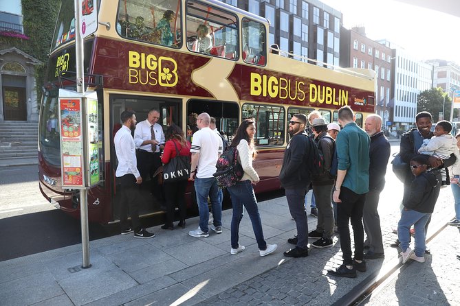 Big Bus Dublin Hop-on, Hop-off Sightseeing Tour with Live Guide - Warmth, seats, and app tracking: small choices that change the day