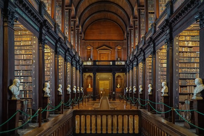 Book of Kells, Dublin Castle, Christ Church Cathedral Tour - Christ Church Cathedral area: Vikings, kings, famine, and what you can see