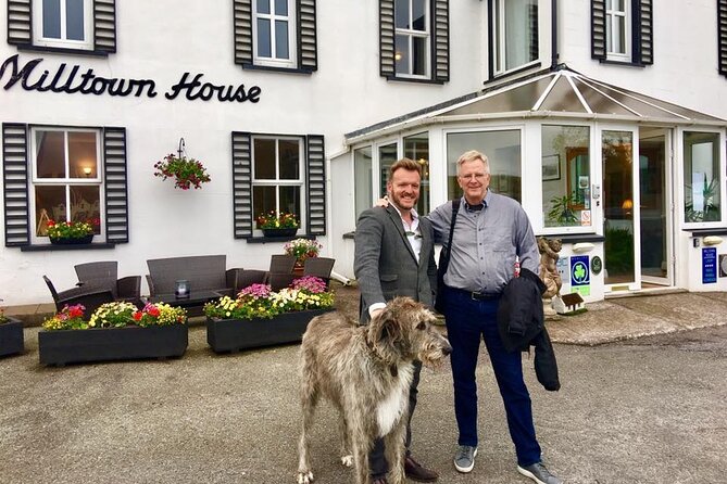 Castles/Classics Tour: 7 day Essential Ireland (Ashford Castle) - Day 4: Kingdom Falconry and a Hands-On Bird of Prey Moment