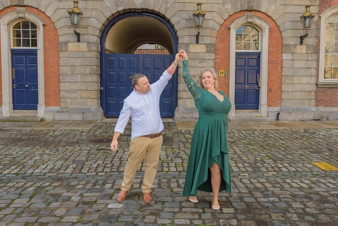 Celebrate Every Love Story - How the photographer makes you look like yourselves