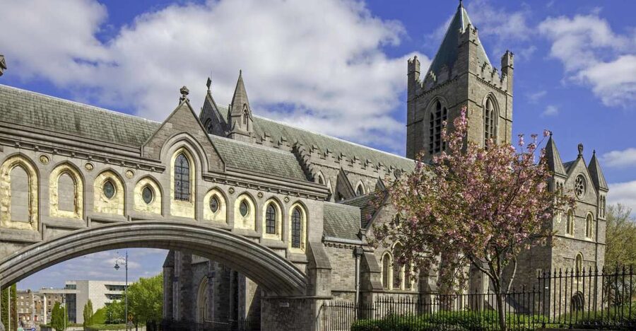 Christ Church Cathedral Entrance Ticket & Self-Guided Tour - Starting point and self-guided route: how to structure your visit