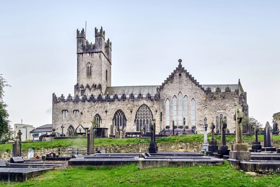 Cliffs of Moher and Blarney 2-Day Tour from Dublin - Blarney Castle and the optional Blarney Stone kiss