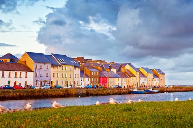 Day trip to Cliffs of Moher & Bunratty Castle and Ennis - A 12-hour Dublin outing that strings the Wild Atlantic together