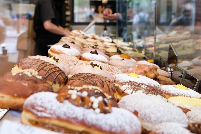 Deliciously Dublin: The Artisan Donut Walking & History Tour - The history and culture part: what you should listen for
