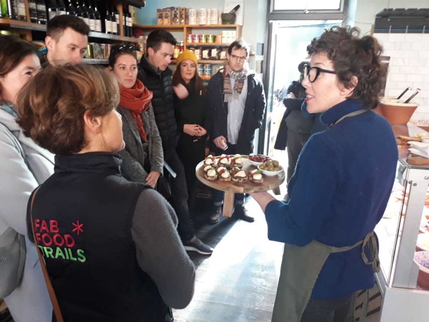 Dublin: 2.5-Hour Fabulous Food Tasting Trail - Guide Style, From Clear Stories to Patient Communication