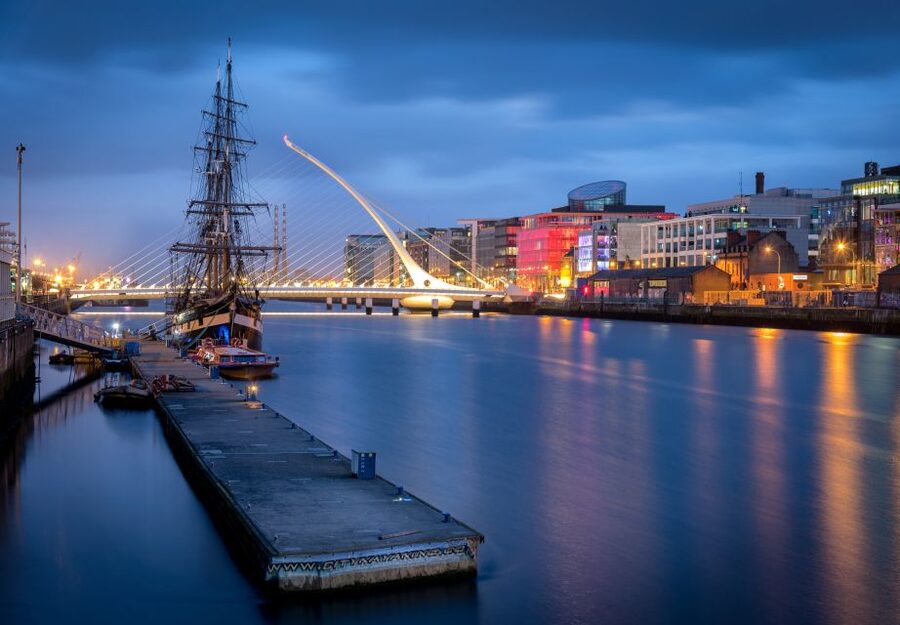 Dublin: Big Bus Panoramic Night Tour with Live Guide - The full night route: passing landmarks in the right order