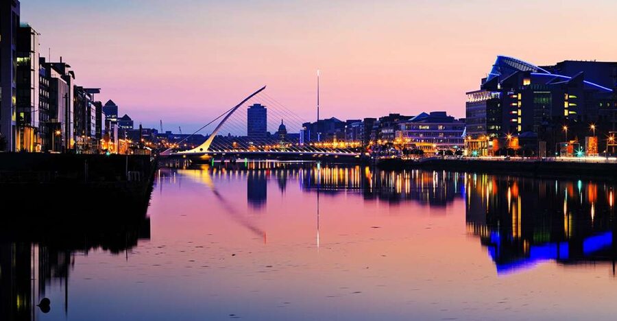 Dublin: Big Bus Panoramic Night Tour with Live Guide - Price and value: what $30 gets you in real terms