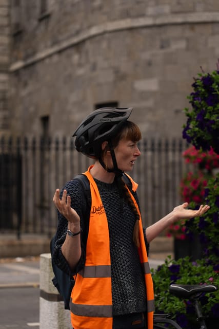 Dublin: Bike & E-Bike Tour with a Local Guide - Dublin Castle to St Patrick’s Cathedral: the core landmarks in rideable chunks