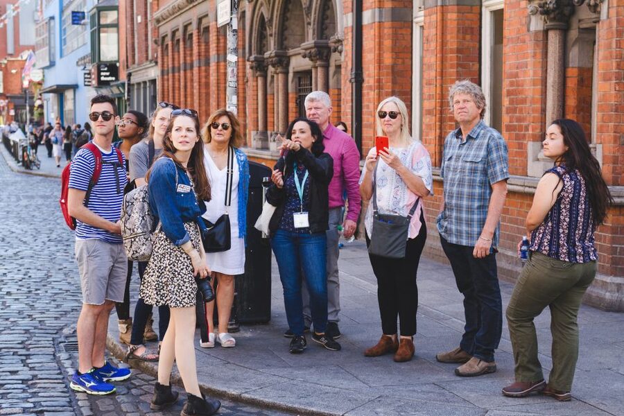 Dublin: Delicious Walking Food Tour - Meeting at the Spire, then getting your bearings in Dublin