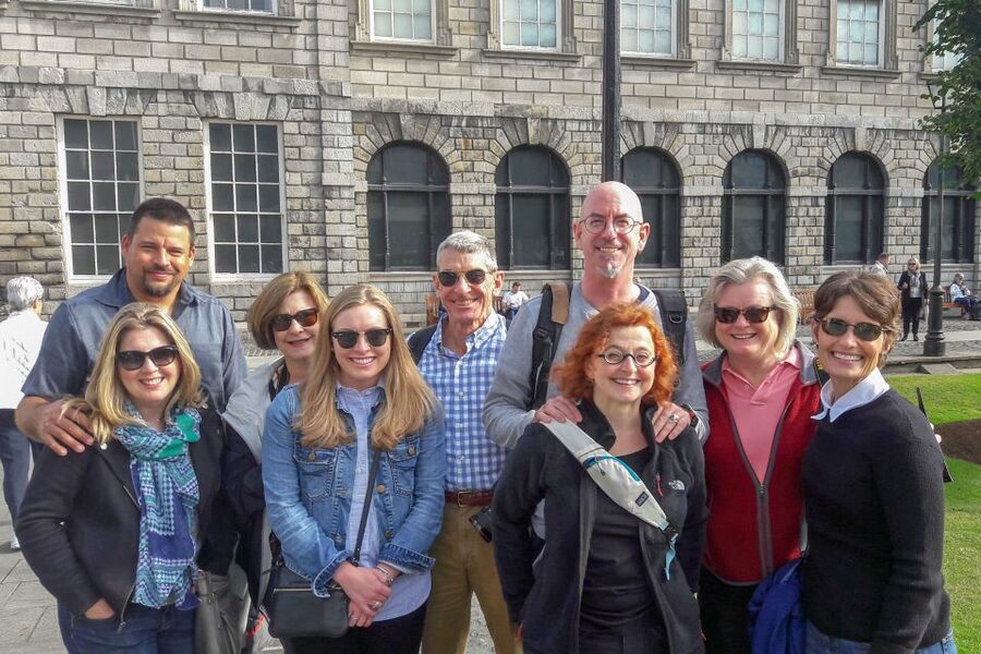 Dublin: Fast-Track Book of Kells Ticket & Dublin Castle Tour - Fast-Track Strategy: how this tour saves your time in Dublin