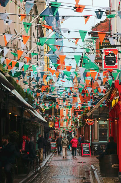 Dublin Food & Drink Walking Tour & Jameson Irish Coffee Demo - How to get the most from the guide and the pace