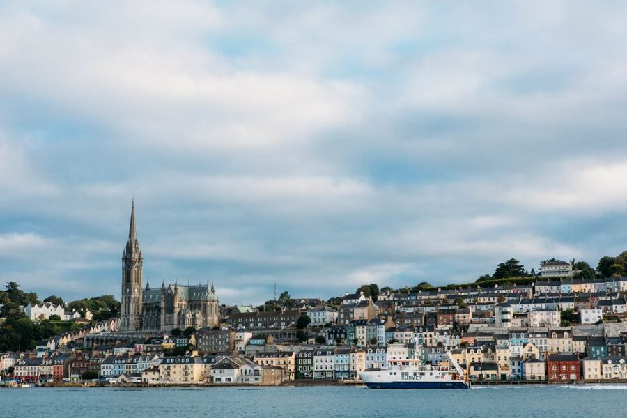 Dublin: Full-Day Tour to Cork, Cobh and Blarney Castle - Cobh and the Queenstown Story: Irish emigration, told in a railway station