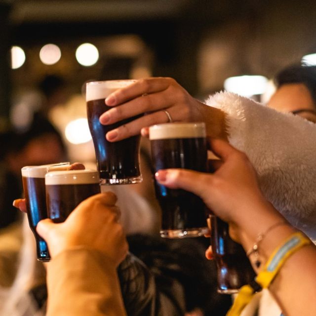 Dublin: Generation Pub Crawl - Group size, guides, and the social glue factor