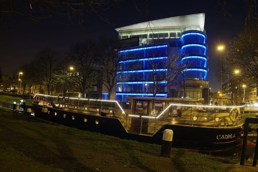 Dublin: Grand Canal Cruise with Dinner - The Grand Canal by Night: An Easy, Scenic Escape