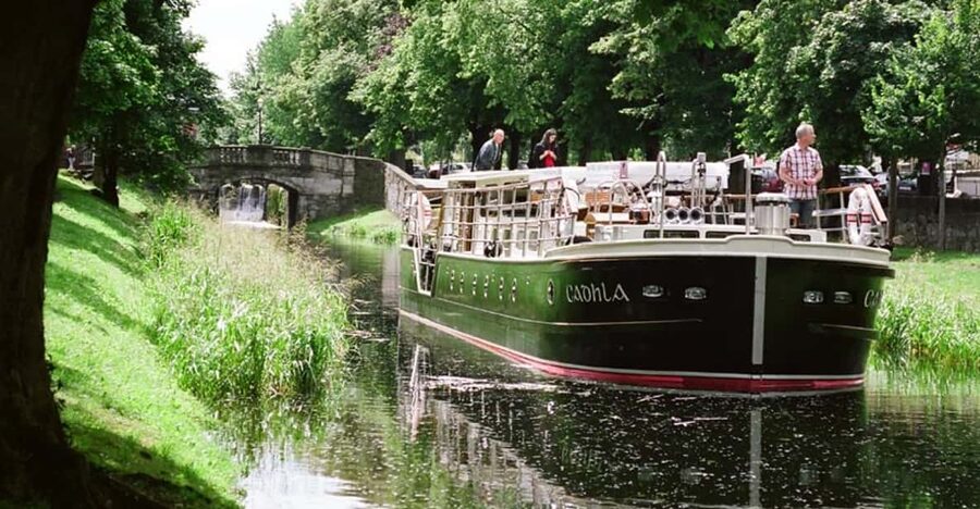 Dublin: Grand Canal Cruise with Dinner - Boarding at Grand Canal Jetty (Mespil Road), and What to Expect Onboard