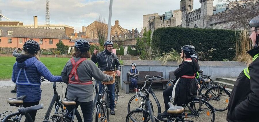 Dublin: Guided Bike & E-Bike Tour - Georgian Dublin on 18th-century streets and parks