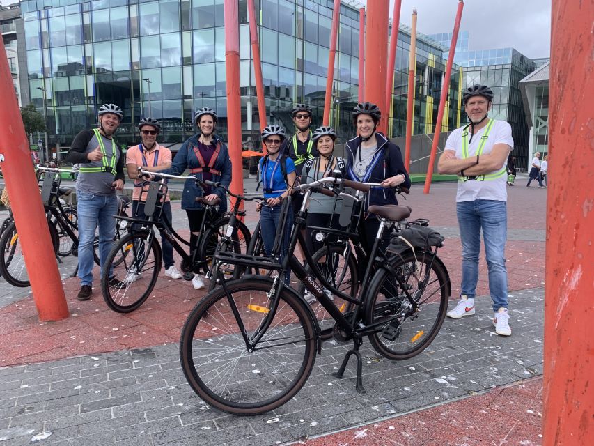 Dublin: Guided Bike & E-Bike Tour - Canals and the River Liffey: the Dublin route that teaches the city fast