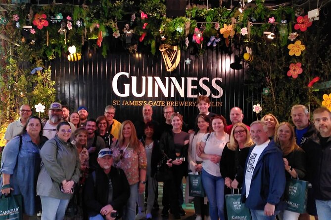 Dublin Guinness Storehouse, Molly Malone Statue and Book of Kells - Where the tour starts and ends, and how not to lose time
