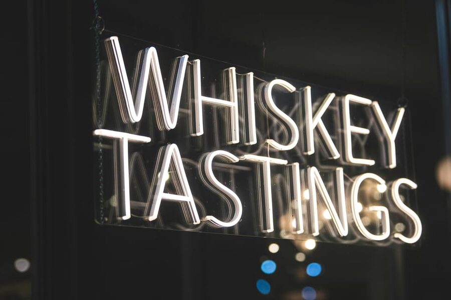 Dublin: Guinness Storehouse, Roe & Co Irish Whiskey Tour - The biggest factor: your guide (and why it shows up in reviews)