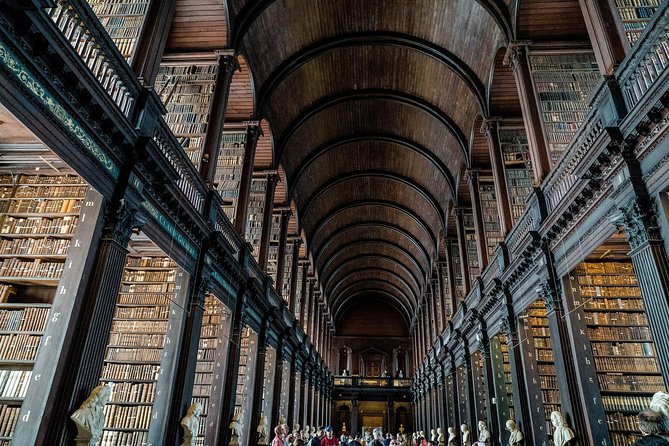 Dublin Half Day Tour with a Local: 100% Personalized & Private - St Patrick’s Cathedral to St Stephen’s Green: easy historic anchors