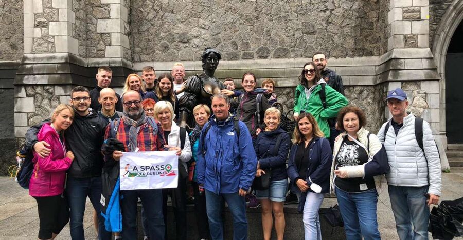 Dublin Highlights: 2.45-Hour Walking Tour in Italian - Key highlights to look for