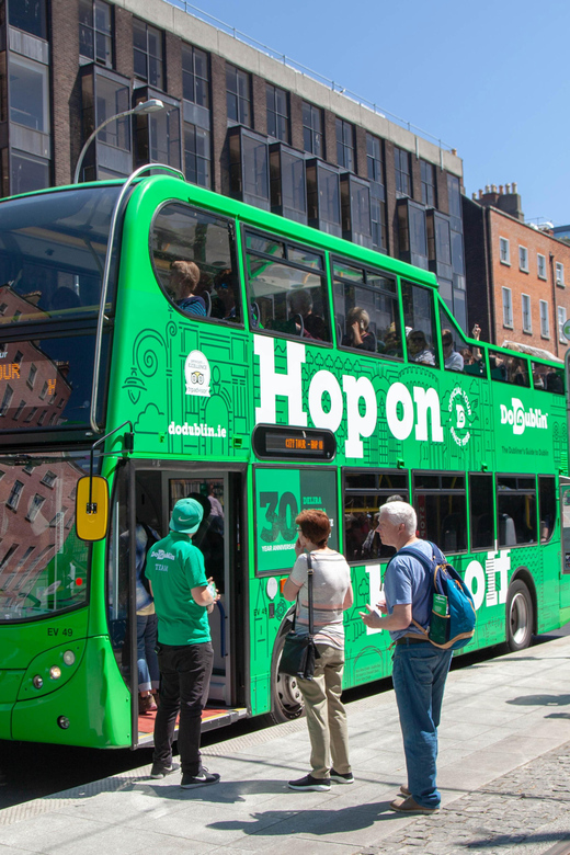 Dublin: Hop-on Hop-off Tour with Live German Commentary - How the live German tour fits into a 2-day hop-on plan