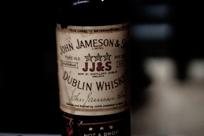 Dublin Jameson Distillery and Guinness Storehouse Guided Tour - The walk between venues: your real itinerary challenge