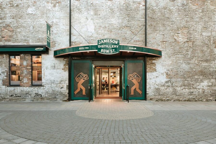 Dublin: Jameson Distillery Whiskey Blending Class - How the guides shape the experience (Gavin, Shane, Erin, Josh)