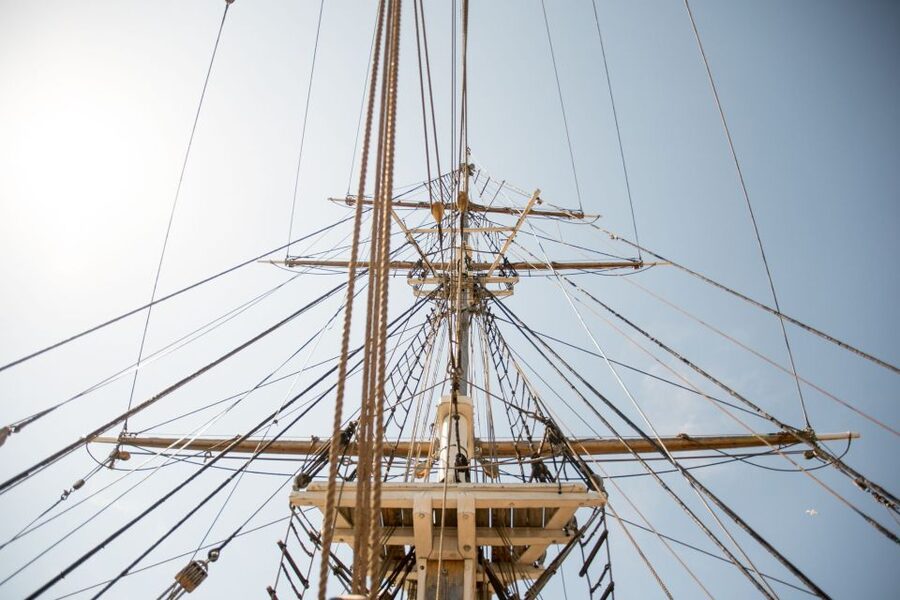 Dublin: Jeanie Johnston Tall Ship Irish Famine History Tour - Jeanie Johnston in Dublins North Dock: what you get for about $16
