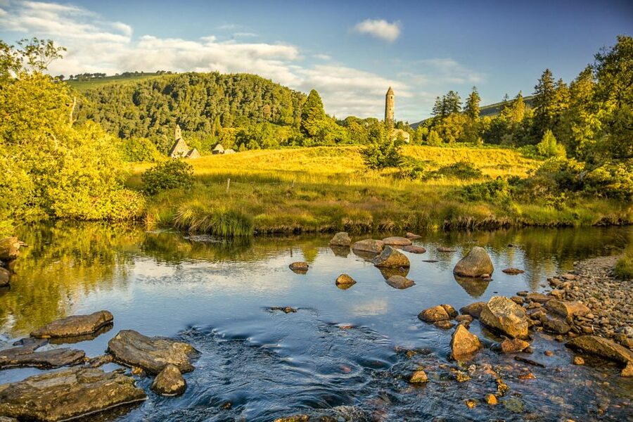 Dublin: Kilkenny, Wicklow & Glendalough Tour & Sheepdog Show - Wicklow Mountains drive: scenic roads with movie-scene context