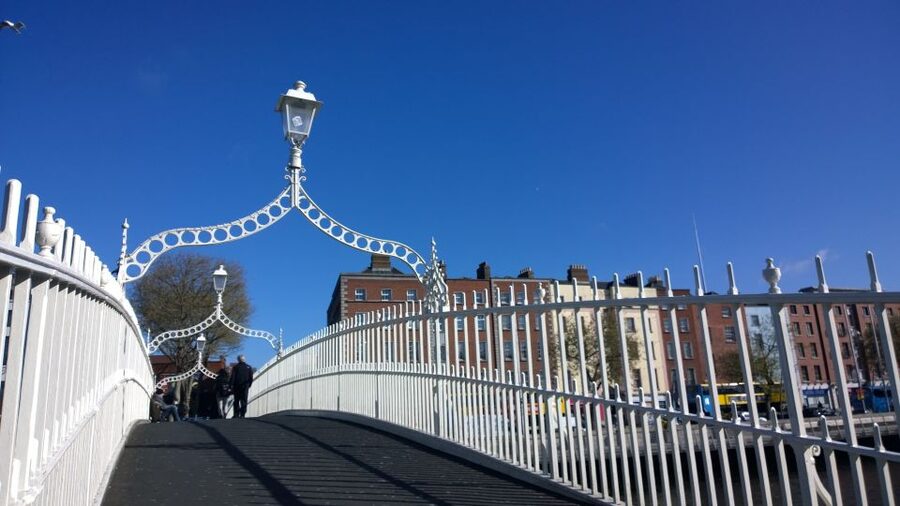 Dublin: Private City Tour in German - Your 3-hour plan: how the tour typically unfolds on foot