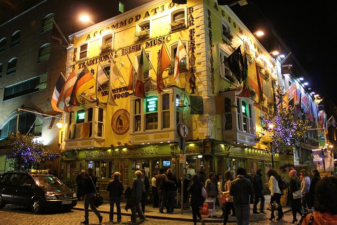 Dublin Private Custom Tour, Off-The-Beaten-Path in Temple Bar with a Local - Pub time: the one-drink included stop