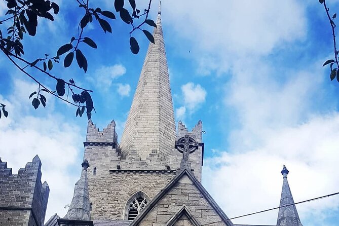 Dublin Private Medieval Walking Tour - Dubh Linn Gardens: the story behind Dublin’s name
