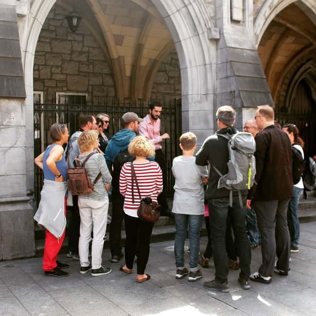 Dublin: Sightseeing Walking Tour in German - Henry Street and O’Connell Street: the main artery and the big events