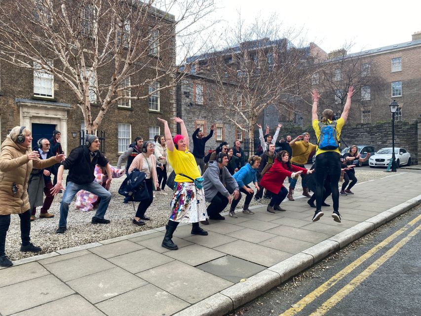 Dublin: Silent Disco Walking Tour - Entering The Button Factory: meet-up, headsets, and first beats