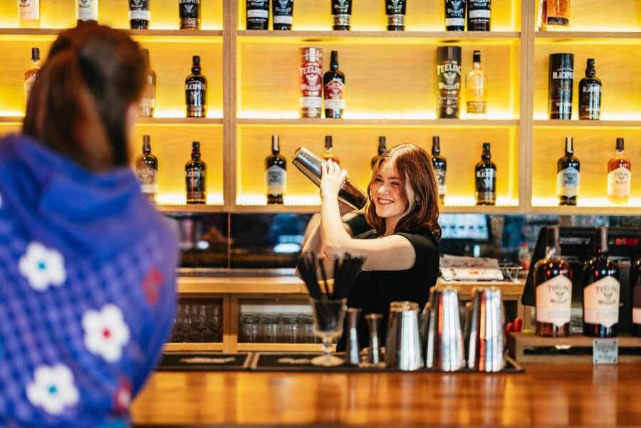 Dublin: Teeling Whiskey Distillery Tour & Tasting - Inside the distillery: what the guided tour really does