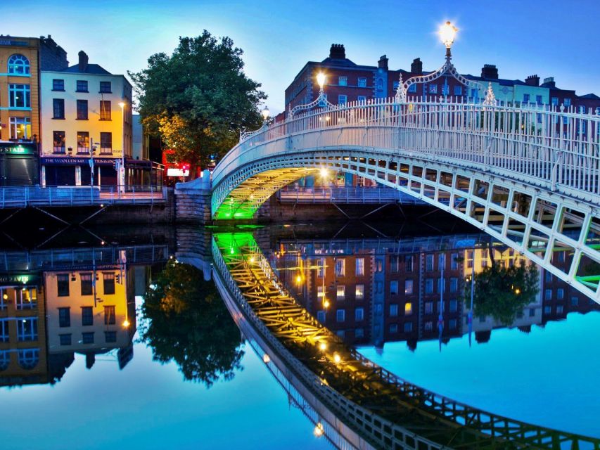 Dublin Temple Bar Night Tour - Dublin at night is really a pub story