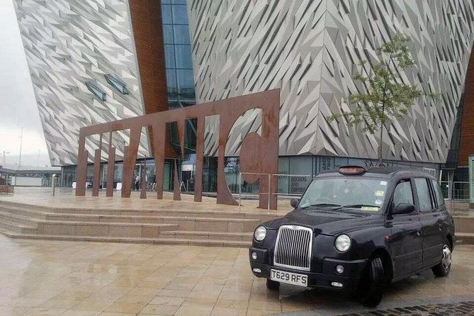 Dublin to Belfast Black Cab, Dunluce Castle and Giant's Causeway - Dunluce Castle on the edge of the Atlantic