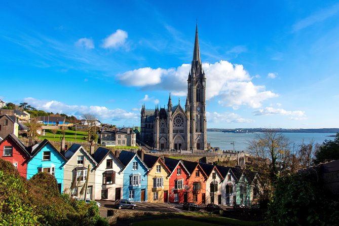 Dublin to Cork, Blarney Castle & Cóbh Heritage Centre by train - Blarney Village Lunch and Shopping, With a Built-In Time Pressure