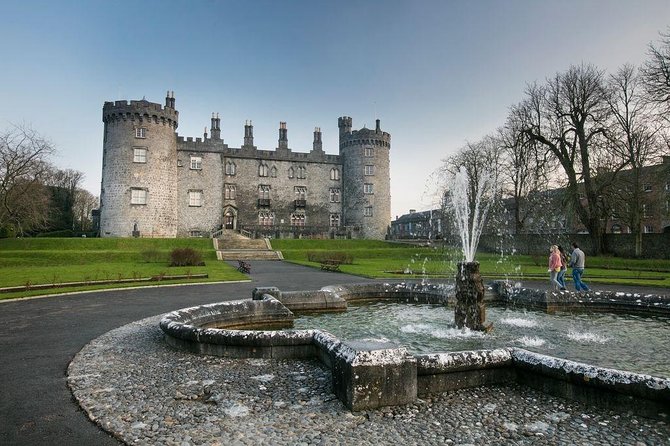 Dublin to Kilkenny Castle and House Of Waterford Crystal Day Tour - Making Use of Kilkenny Free Time: Design Centre, St Canice, and Easy Wins