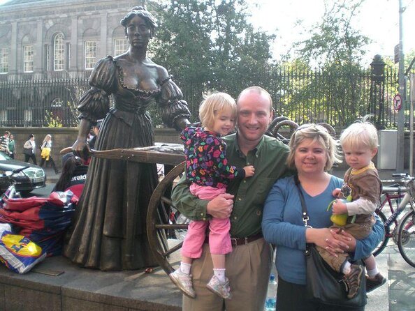 Dublin Traditional Irish 3 Course Meal Walking Tour with Local - Key highlights I’d prioritize before you book