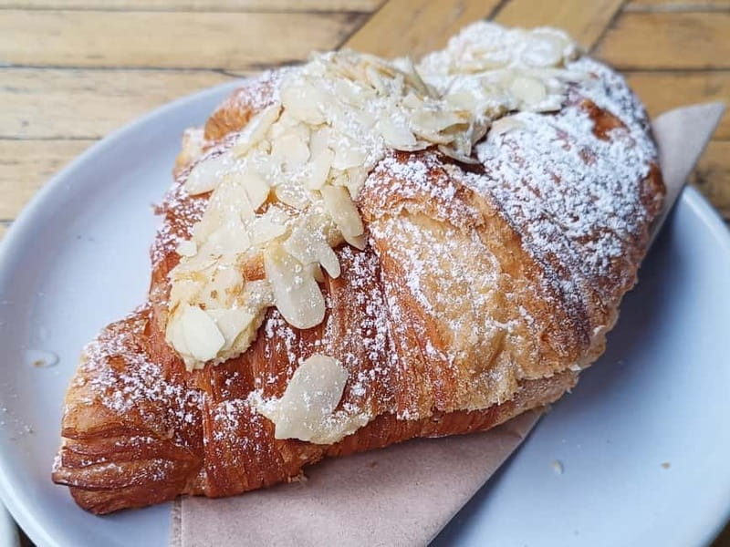 Dublin: Walking Tour for Foodies with Tastings - Who should book this Dublin food tour (and who might skip it)